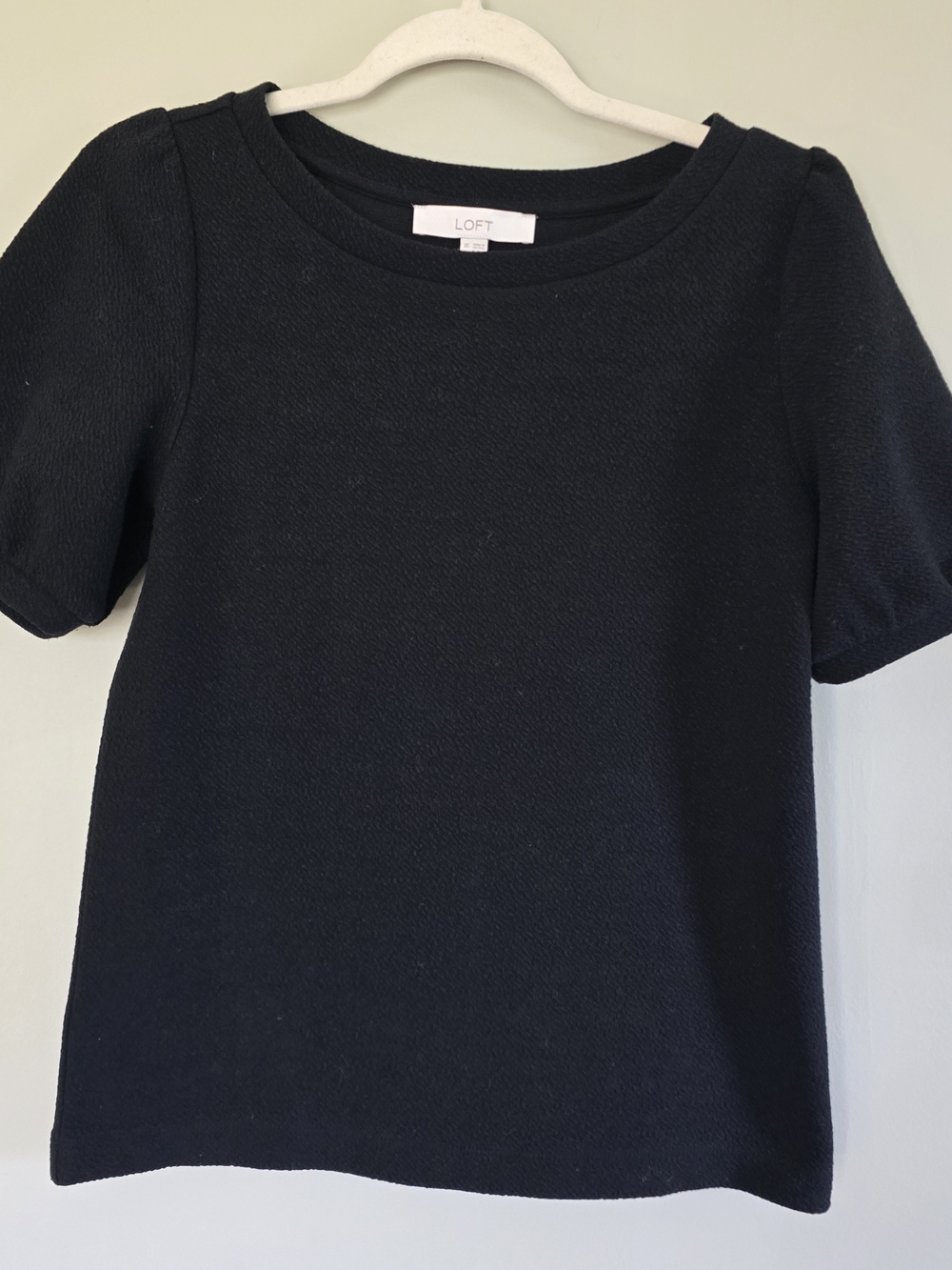 LOFT Black Short Puff Sleeve Knit Top